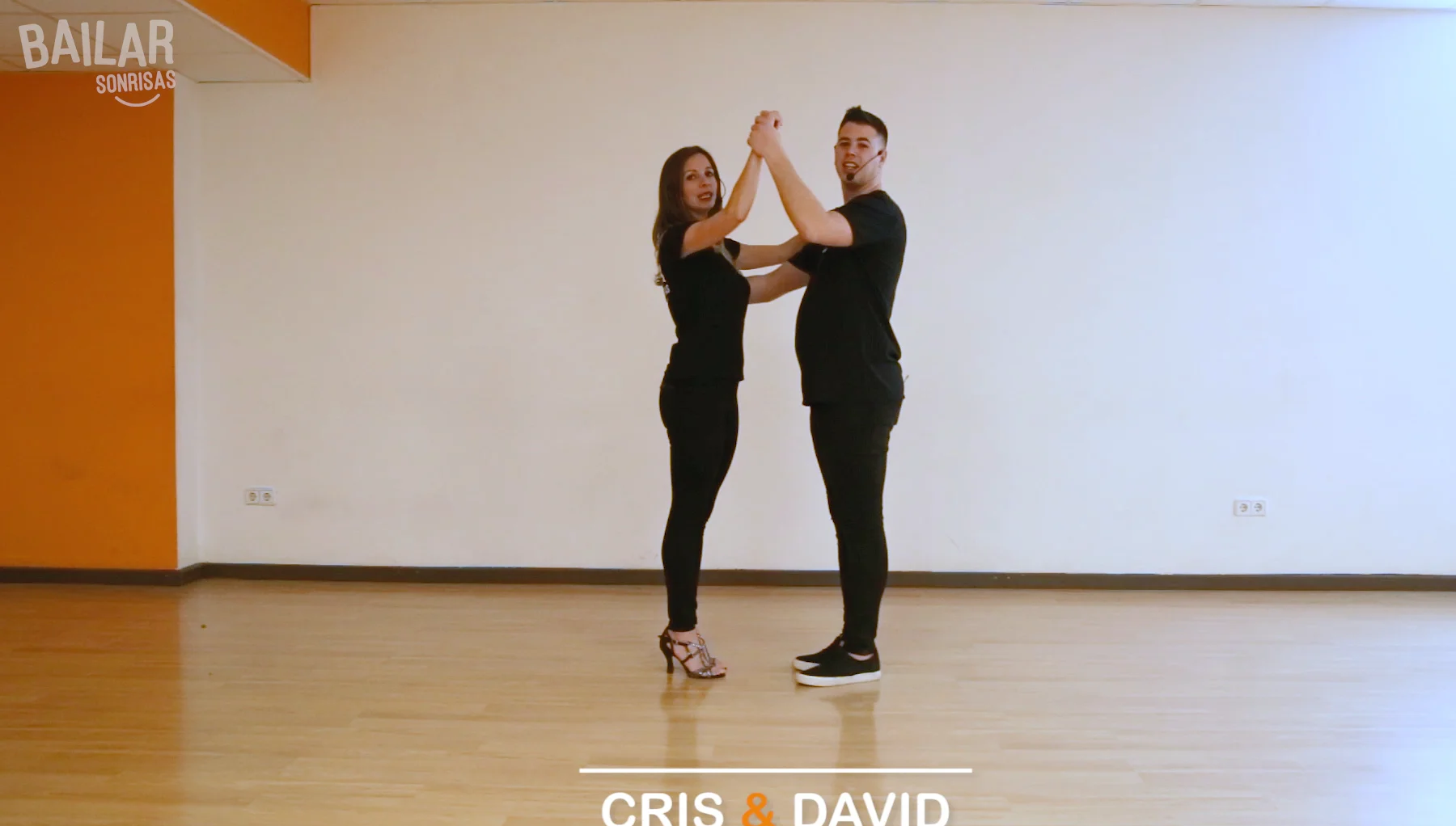 Básicos de la Salsa Cubana en pareja Bailar Sonrisas